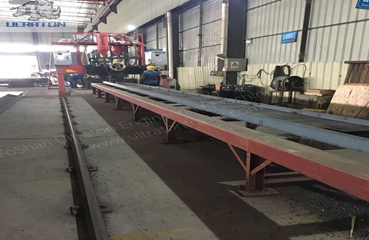 3轴40吨侧帘半挂车